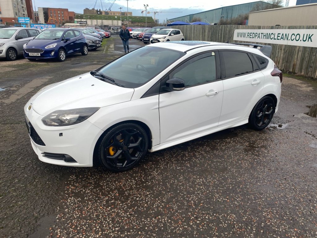 Used Ford Focus 2013 for sale - 76986257: Photo 4