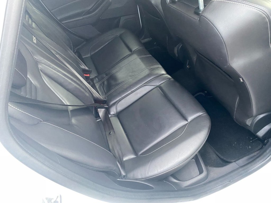 Used Ford Focus 2013 for sale - 76986257: Photo 9