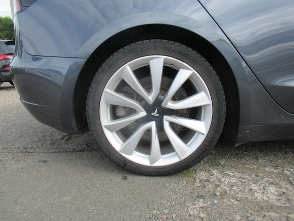 Used Tesla Model 3 2019 for sale - 71534244: Photo 9