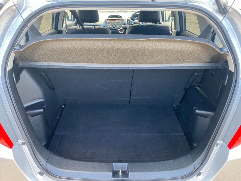 Used Honda Jazz 2012 for sale - 77693650: Photo 14