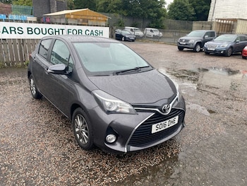 Used Toyota Yaris 2016 for sale - 79358600: Photo