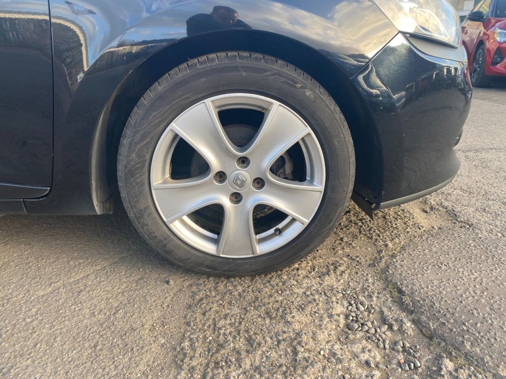 Used Renault Clio 2014 for sale - 77920213: Photo 10