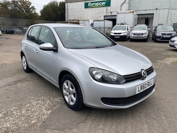 Volkswagen - Golf