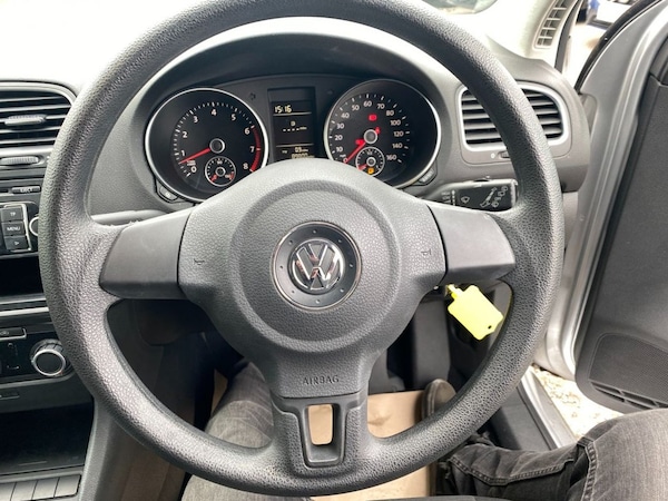 Used Volkswagen Golf 2010 for sale - 76267350: Photo 20