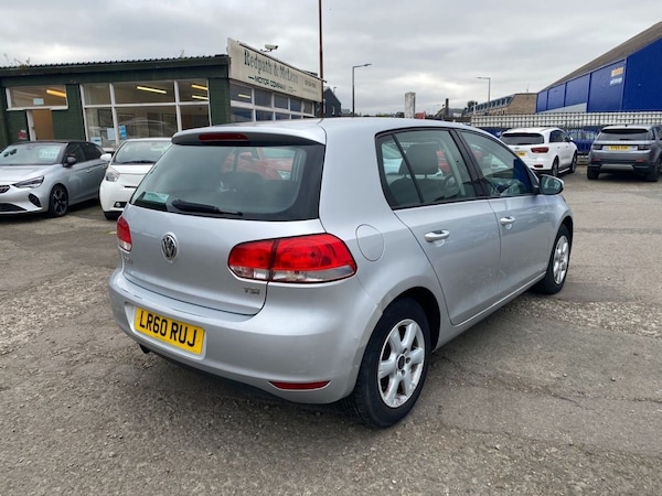 Used Volkswagen Golf 2010 for sale - 76267350: Photo 7