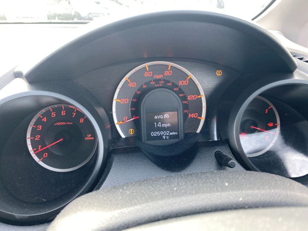 Used Honda Jazz 2014 for sale - 77642929: Photo 12