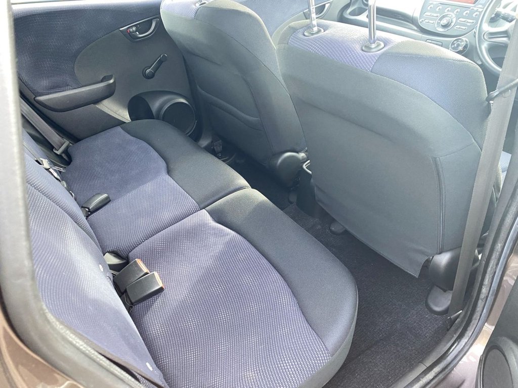 Used Honda Jazz 2014 for sale - 77642929: Photo 7
