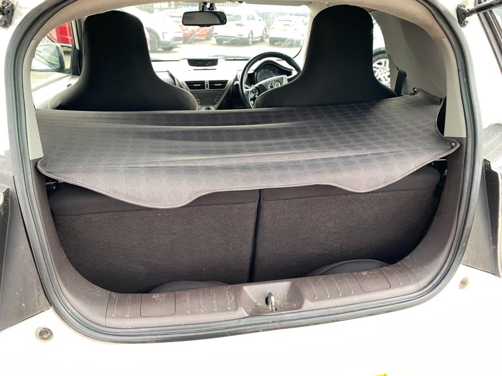 Used Toyota IQ 2010 for sale - 76173060: Photo 13