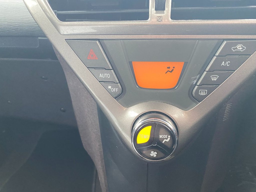 Used Toyota IQ 2010 for sale - 76173060: Photo 18