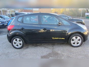 Used Kia Venga 2014 for sale - 76642119: Photo