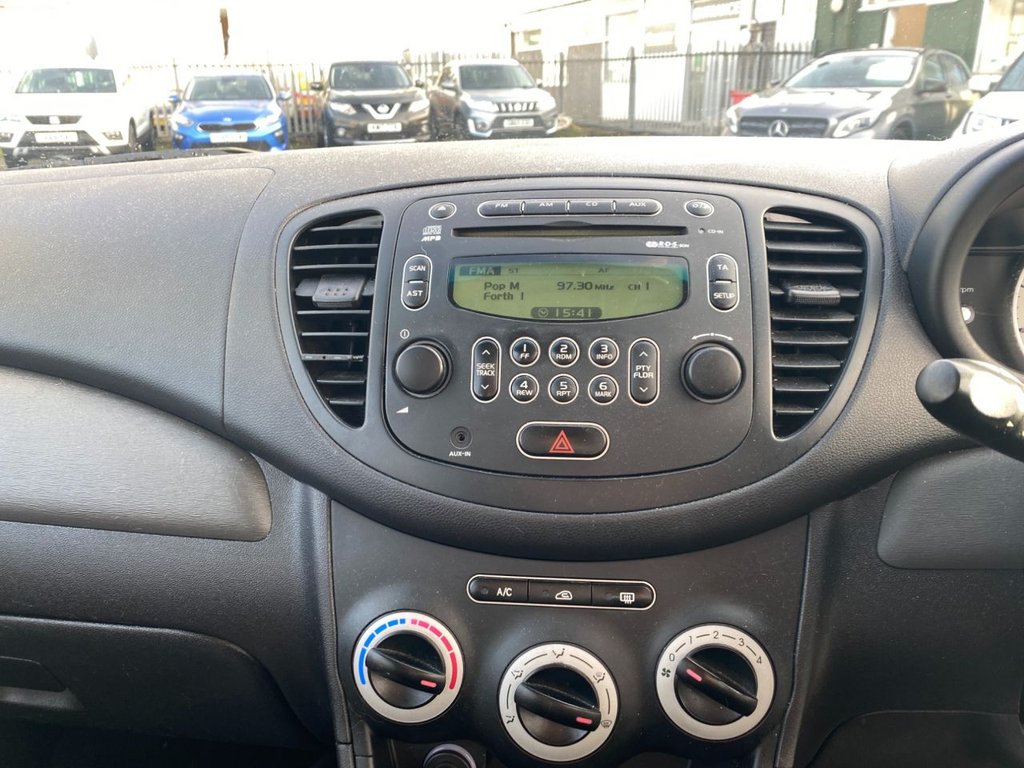 Used Hyundai i10 2010 for sale - 77621484: Photo 9
