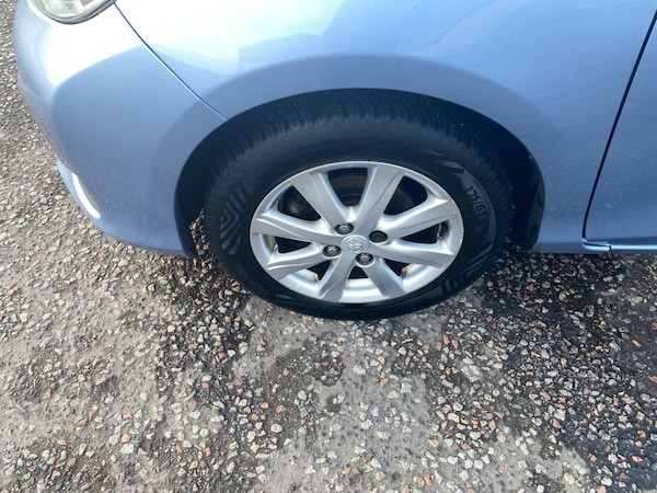 Used Toyota Yaris 2013 for sale - 76323636: Photo 11