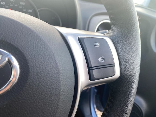 Used Toyota Yaris 2013 for sale - 76323636: Photo 13