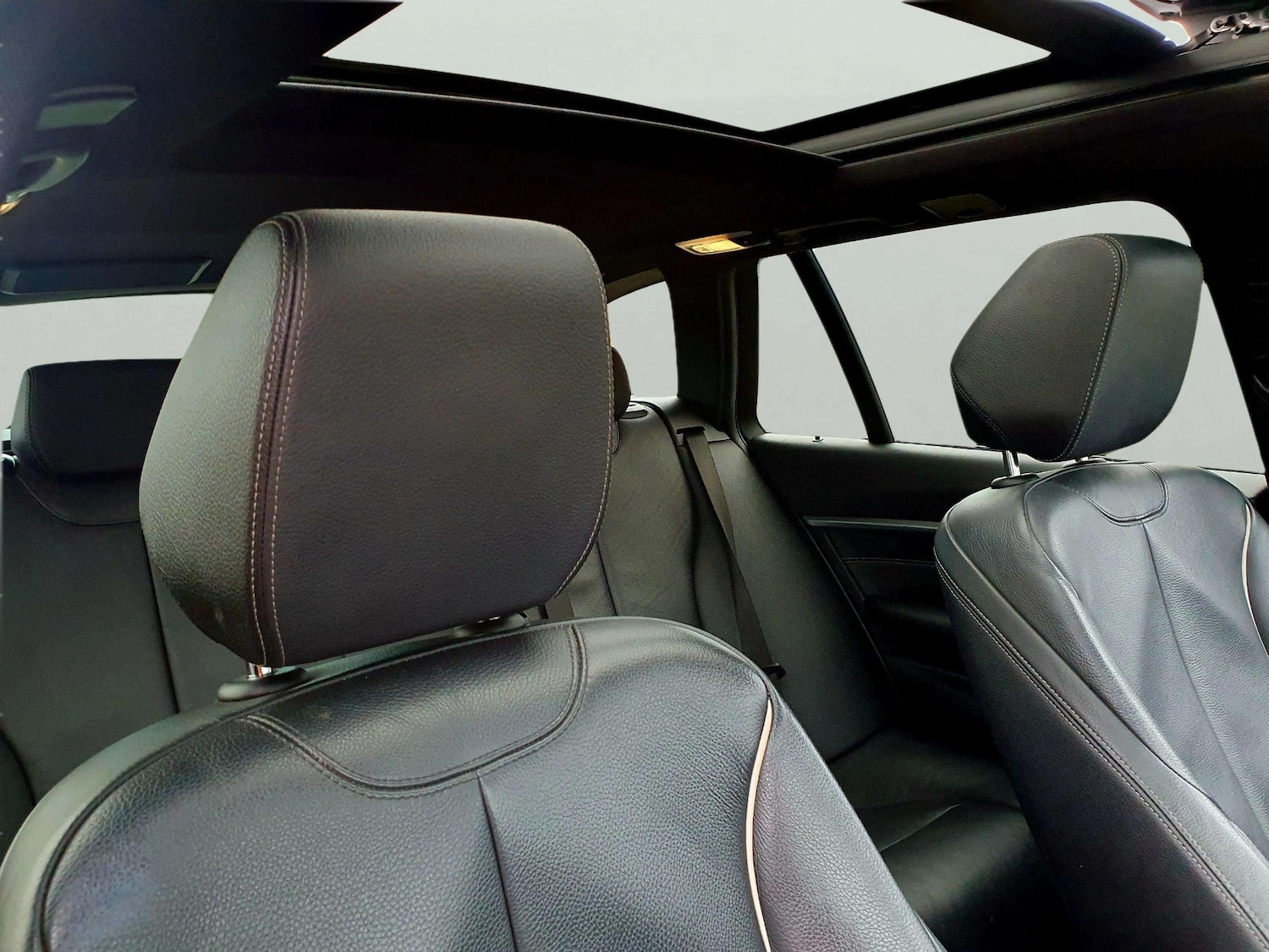 Used BMW 3 Series 2018 for sale - 77689531: Photo 37