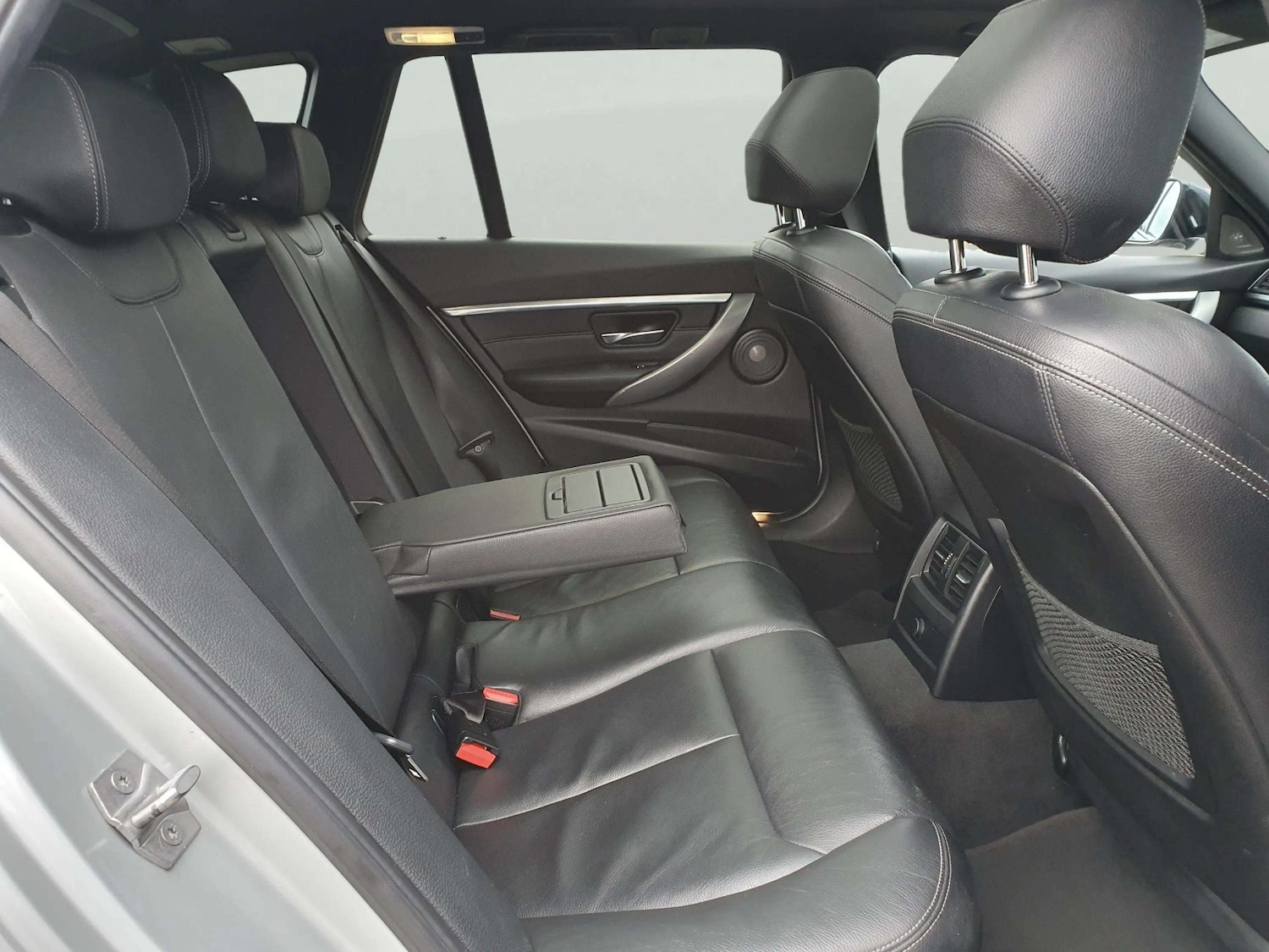 Used BMW 3 Series 2018 for sale - 77689531: Photo 43