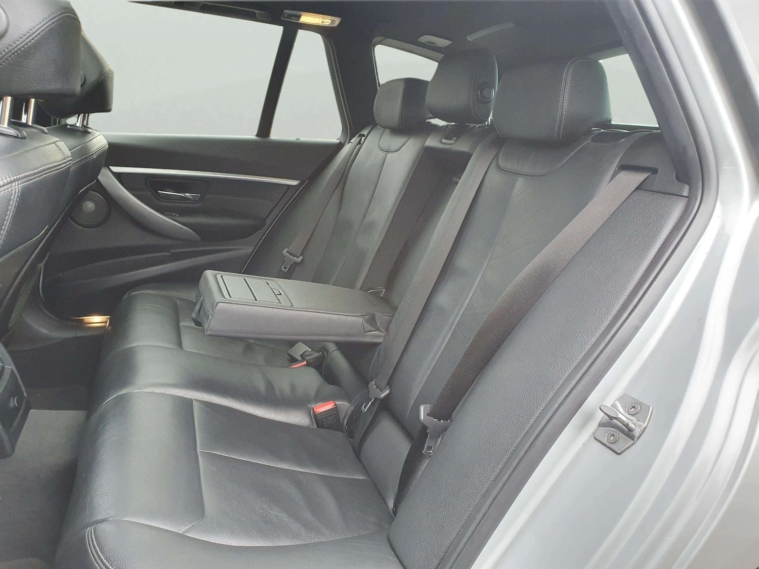 Used BMW 3 Series 2018 for sale - 77689531: Photo 47