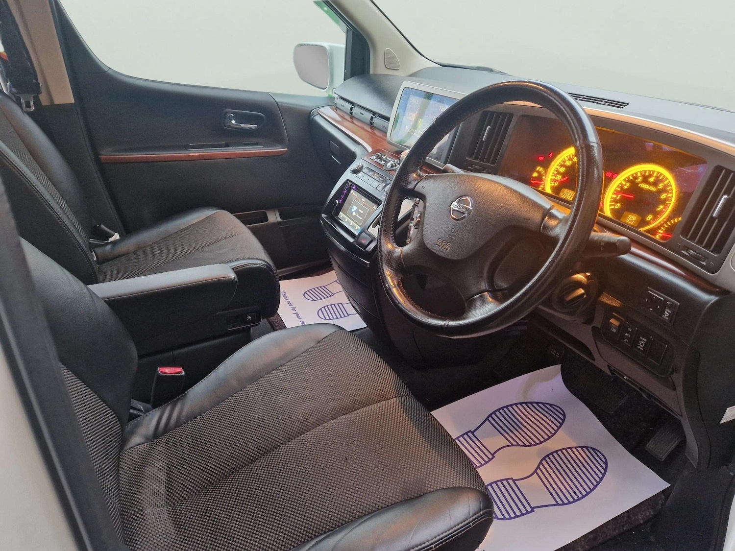 Used Nissan Elgrand 2020 for sale - 76595247: Photo 28