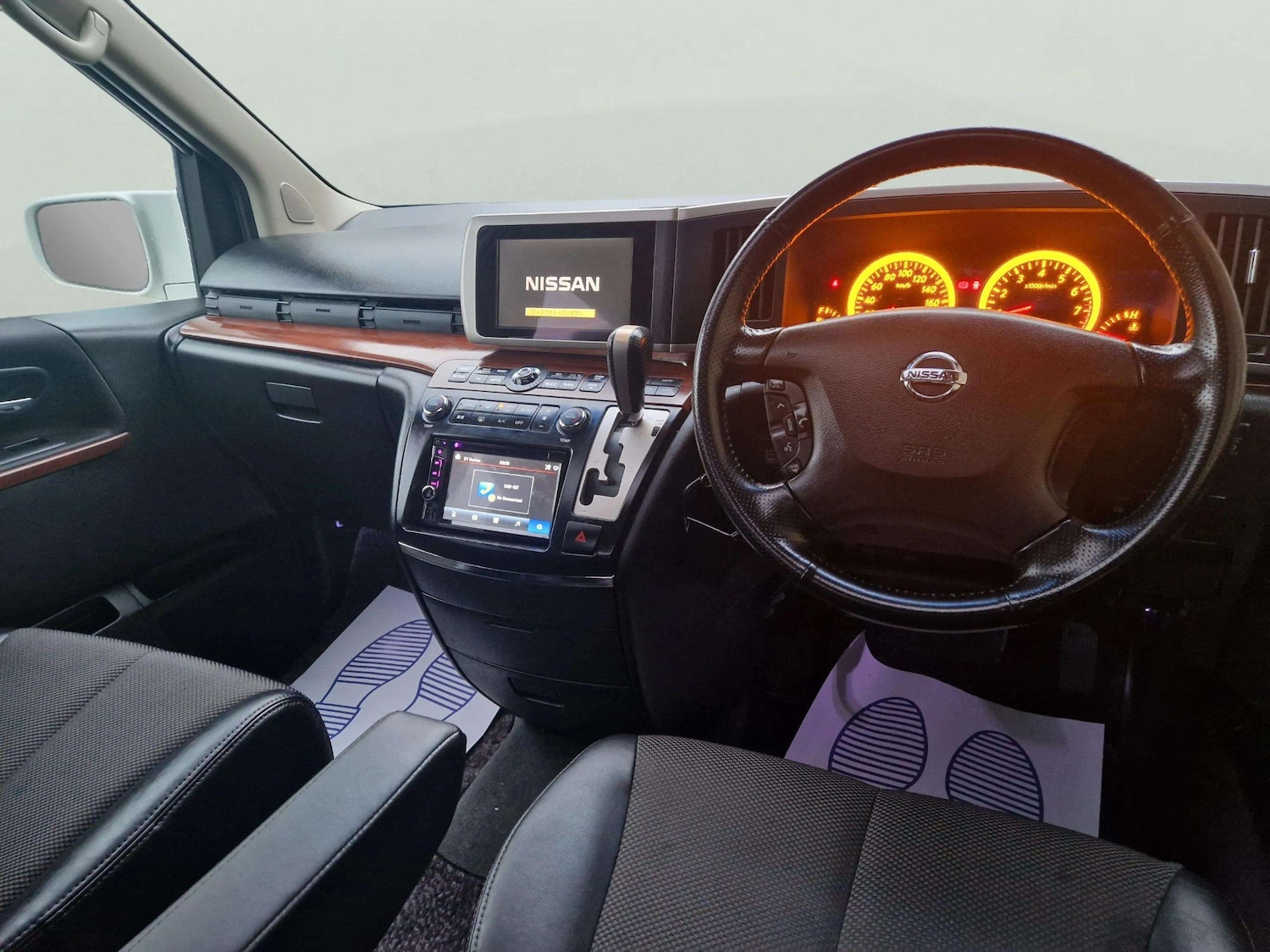 Used Nissan Elgrand 2020 for sale - 76595247: Photo 31