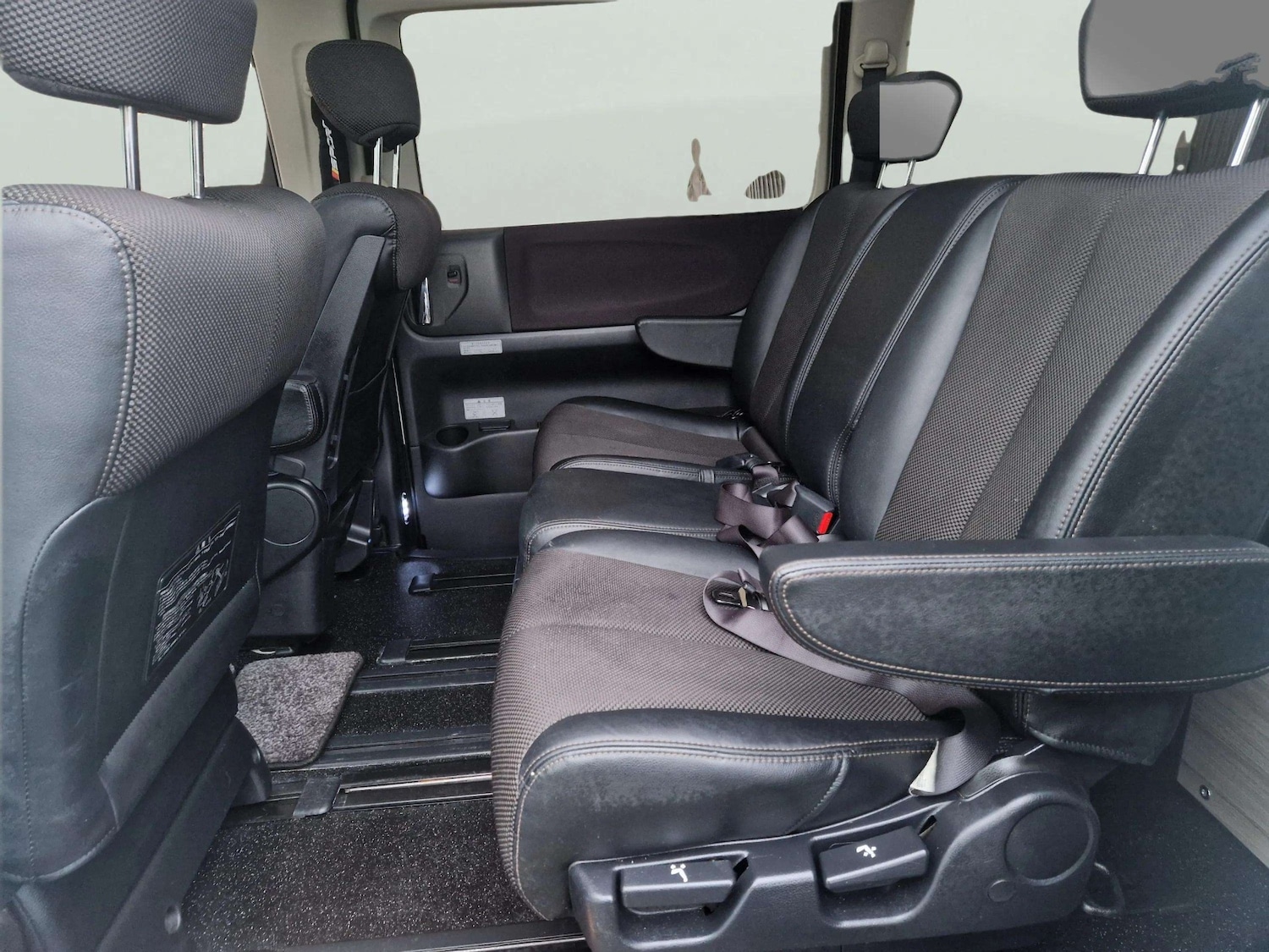 Used Nissan Elgrand 2020 for sale - 76595247: Photo 39