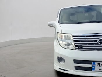 Used Nissan Elgrand undefined for sale - 76595247: Photo