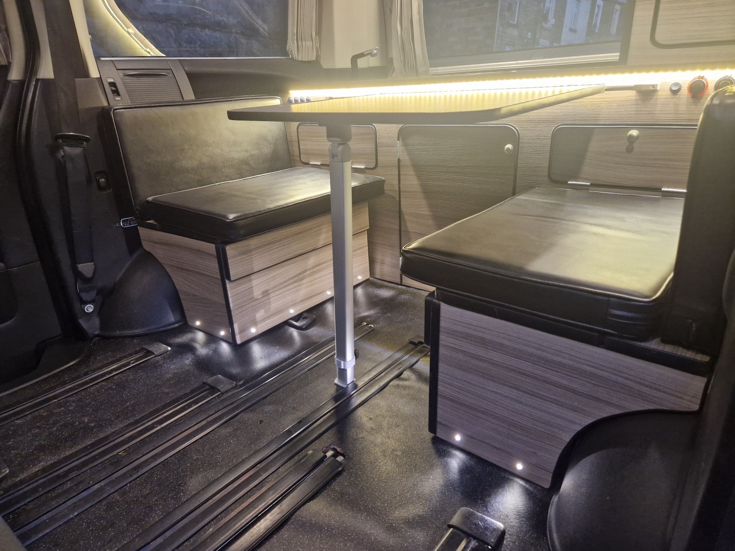 Used Nissan Elgrand 2020 for sale - 76595247: Photo 52