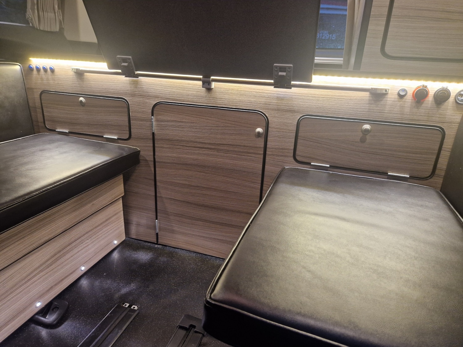 Used Nissan Elgrand 2020 for sale - 76595247: Photo 53