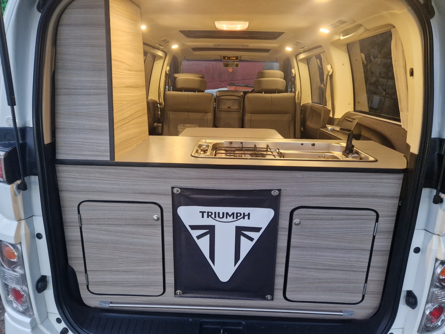 Used Nissan Elgrand 2020 for sale - 76595247: Photo 57