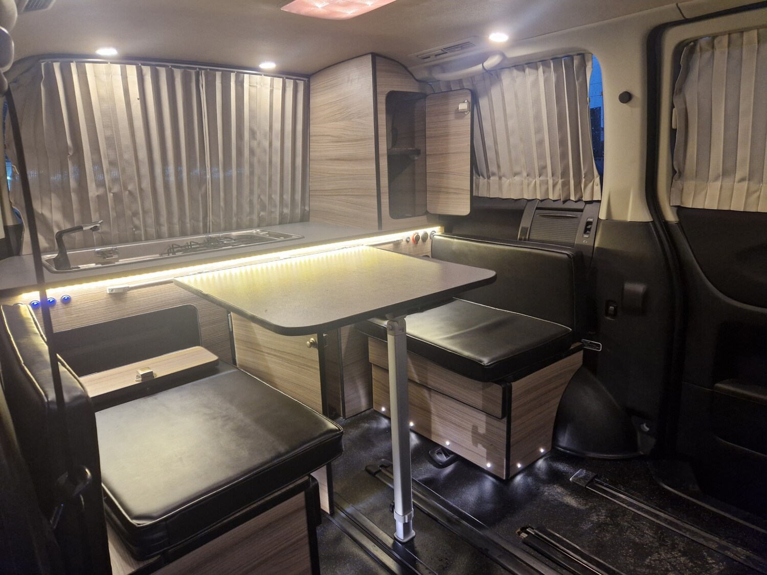 Used Nissan Elgrand 2020 for sale - 76595247: Photo 65