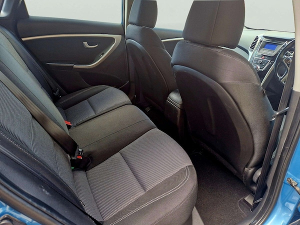 Used Hyundai i30 2013 for sale - 76172493: Photo 38
