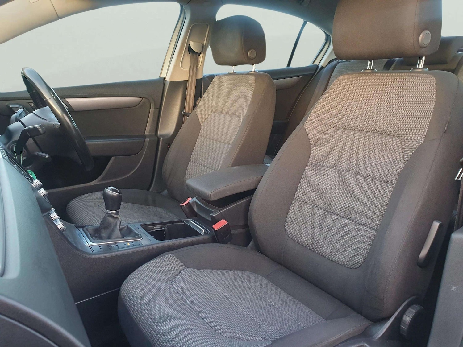 Used Volkswagen Passat 2013 for sale - 76355713: Photo 35