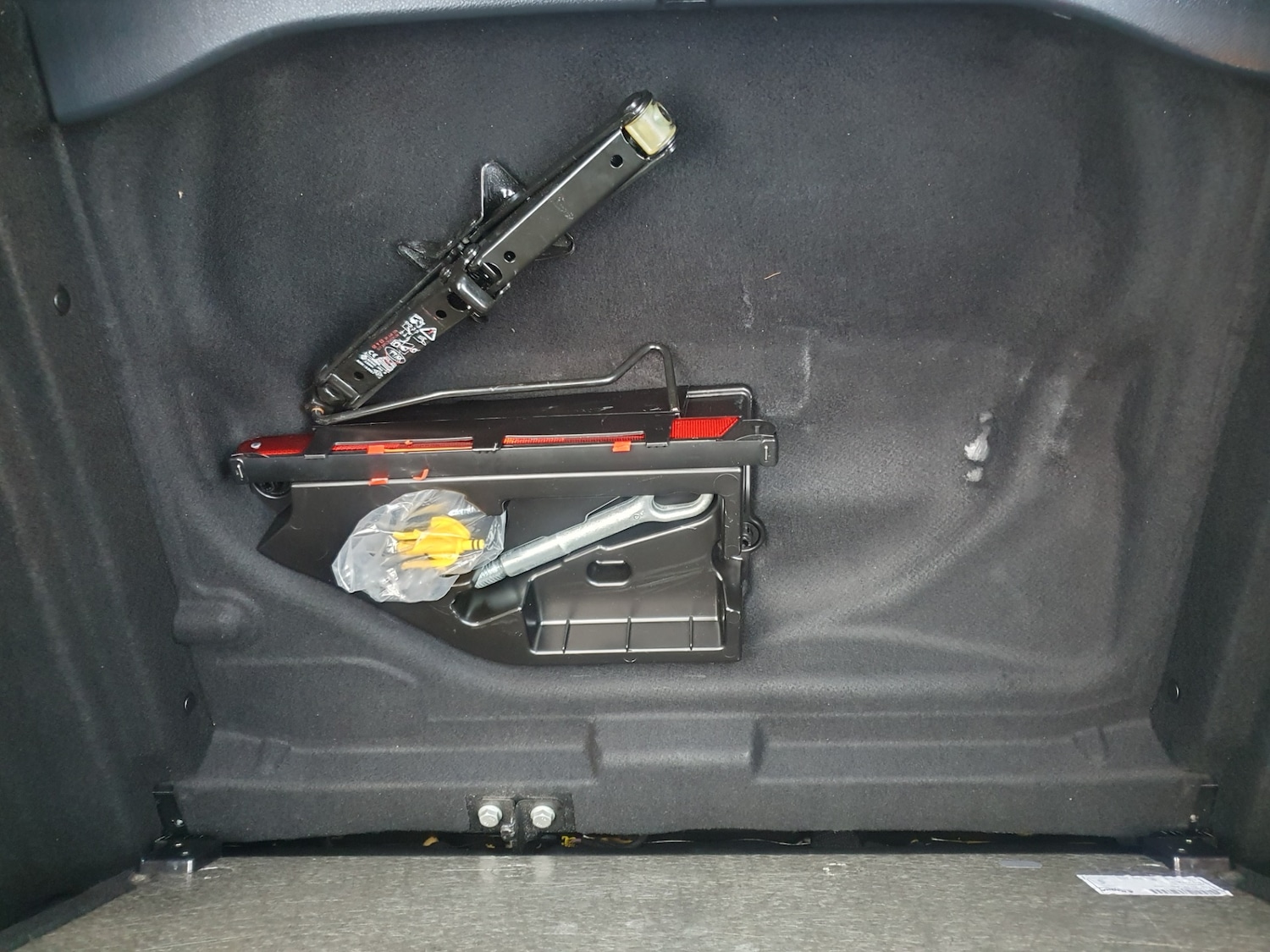 Used Mercedes-Benz A-Class 2015 for sale - 77046498: Photo 29