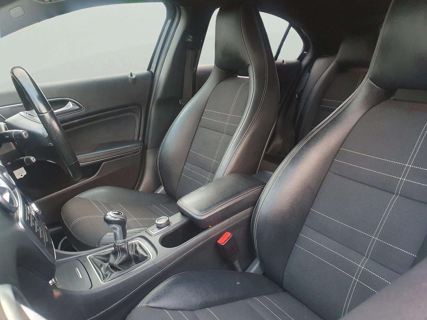 Used Mercedes-Benz A-Class 2015 for sale - 77046498: Photo 43