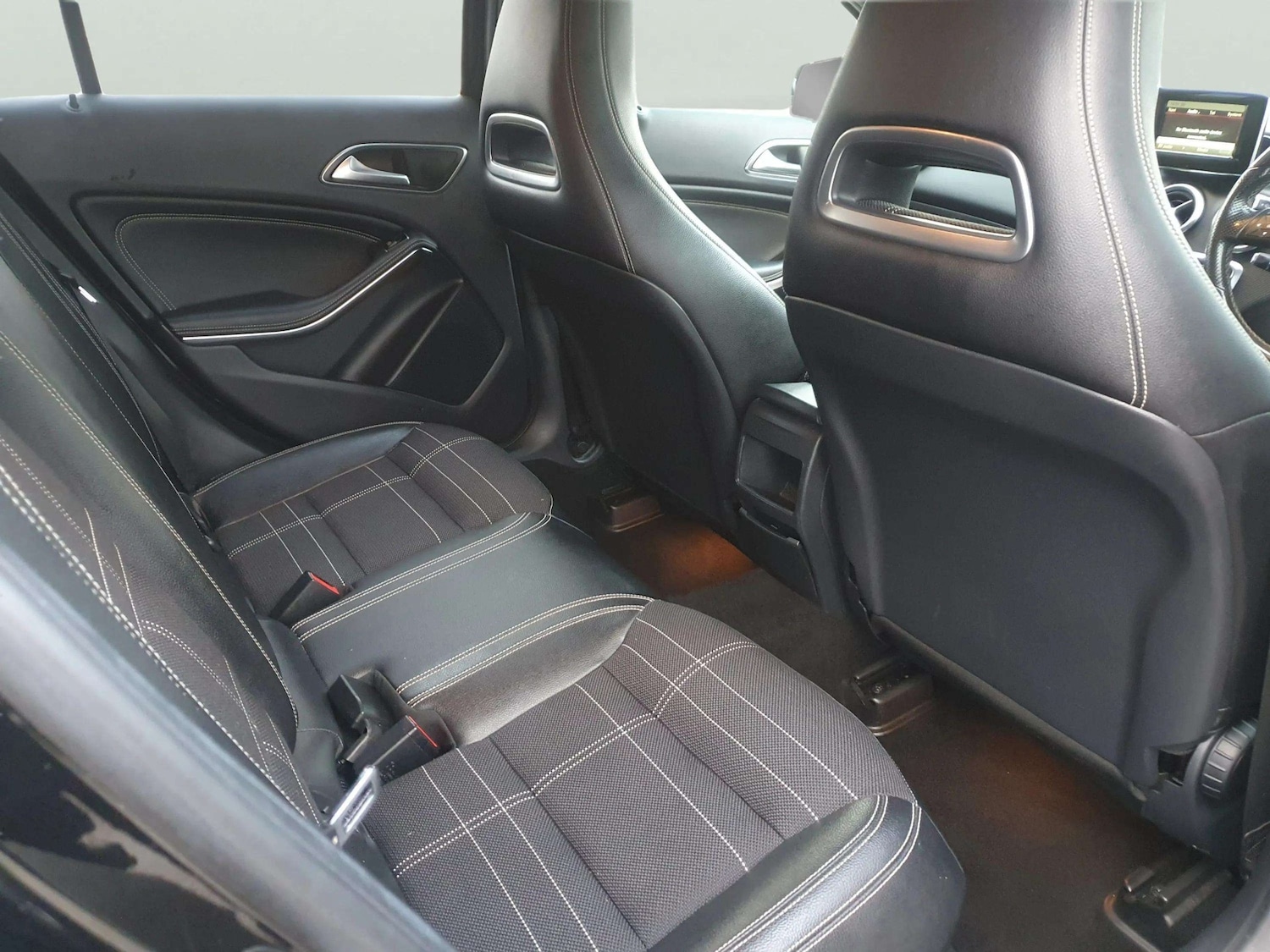 Used Mercedes-Benz A-Class 2015 for sale - 77046498: Photo 46