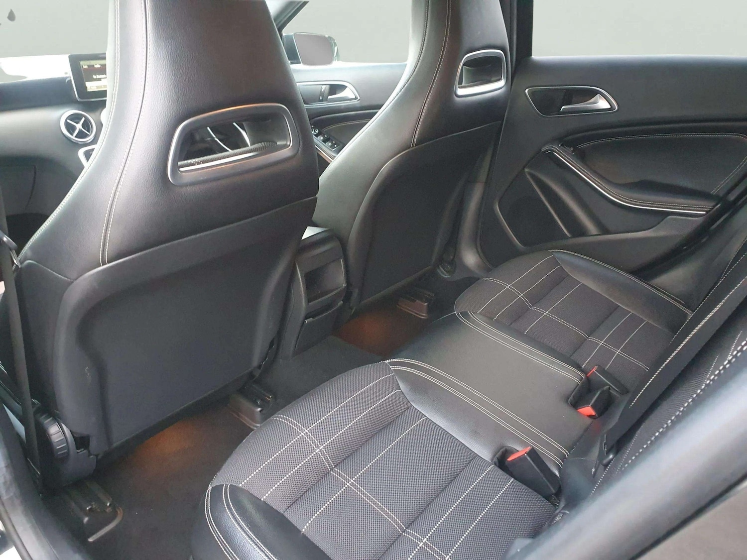 Used Mercedes-Benz A-Class 2015 for sale - 77046498: Photo 52