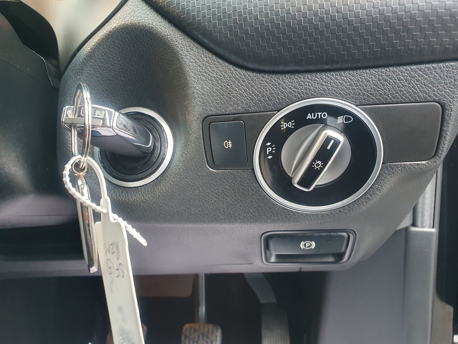 Used Mercedes-Benz A-Class 2015 for sale - 77046498: Photo 57