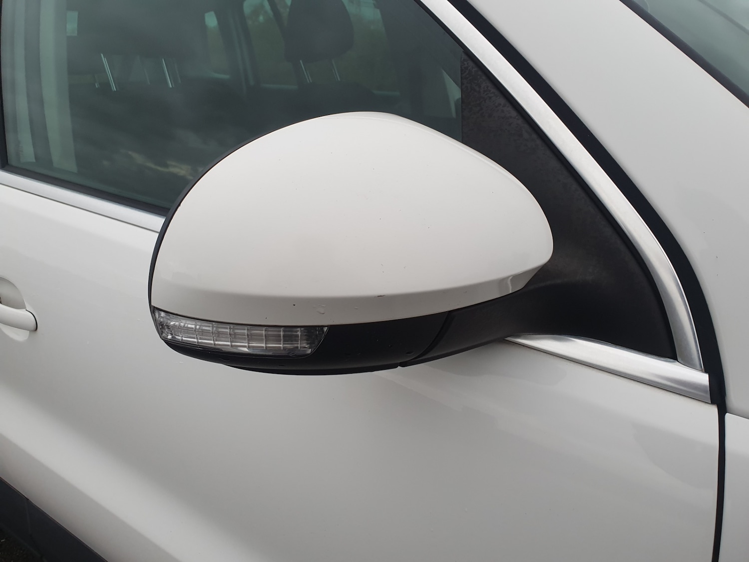 Used Volkswagen Tiguan 2011 for sale - 76547309: Photo 16