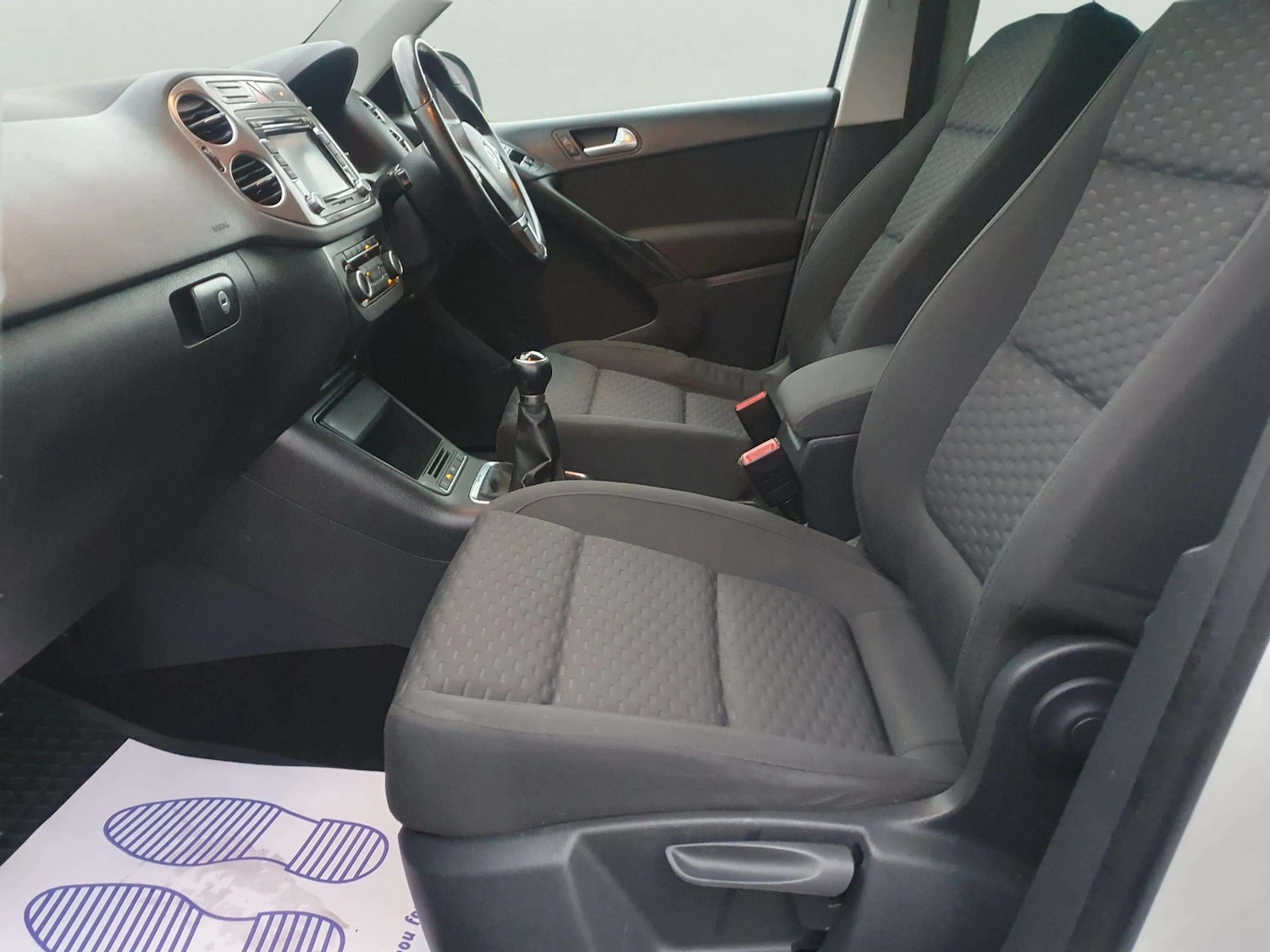 Used Volkswagen Tiguan 2011 for sale - 76547309: Photo 33