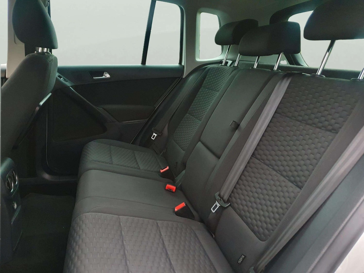 Used Volkswagen Tiguan 2011 for sale - 76547309: Photo 39