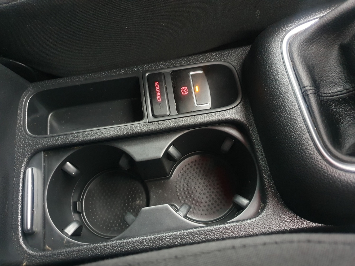 Used Volkswagen Tiguan 2011 for sale - 76547309: Photo 51