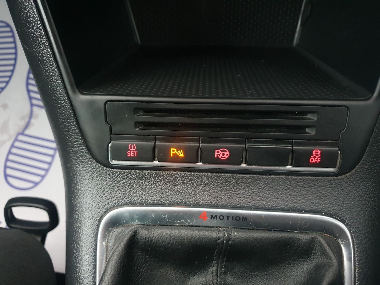 Used Volkswagen Tiguan 2011 for sale - 76547309: Photo 52