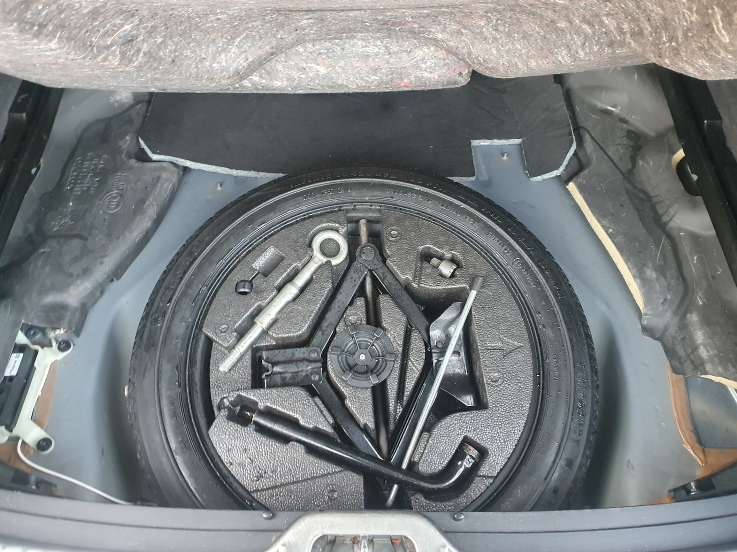 Used Volvo XC60 2017 for sale - 77584235: Photo 30