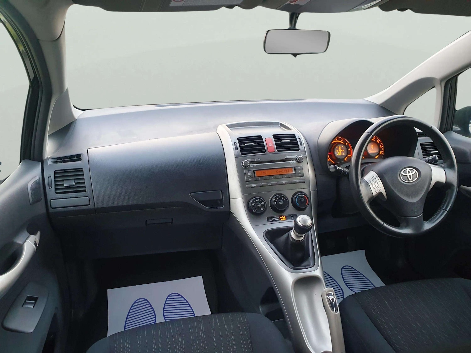 Used Toyota Auris 2009 for sale - 76386981: Photo 35