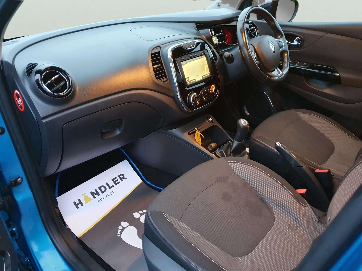 Used Renault Captur 2017 for sale - 77521829: Photo 29