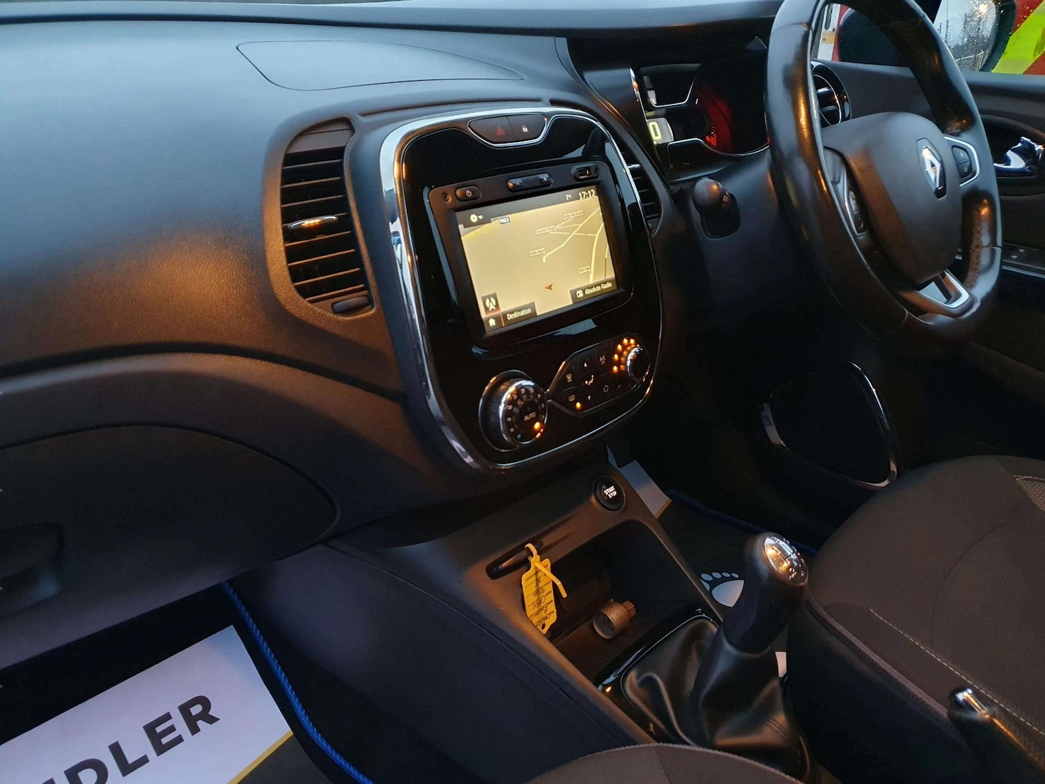 Used Renault Captur 2017 for sale - 77521829: Photo 31