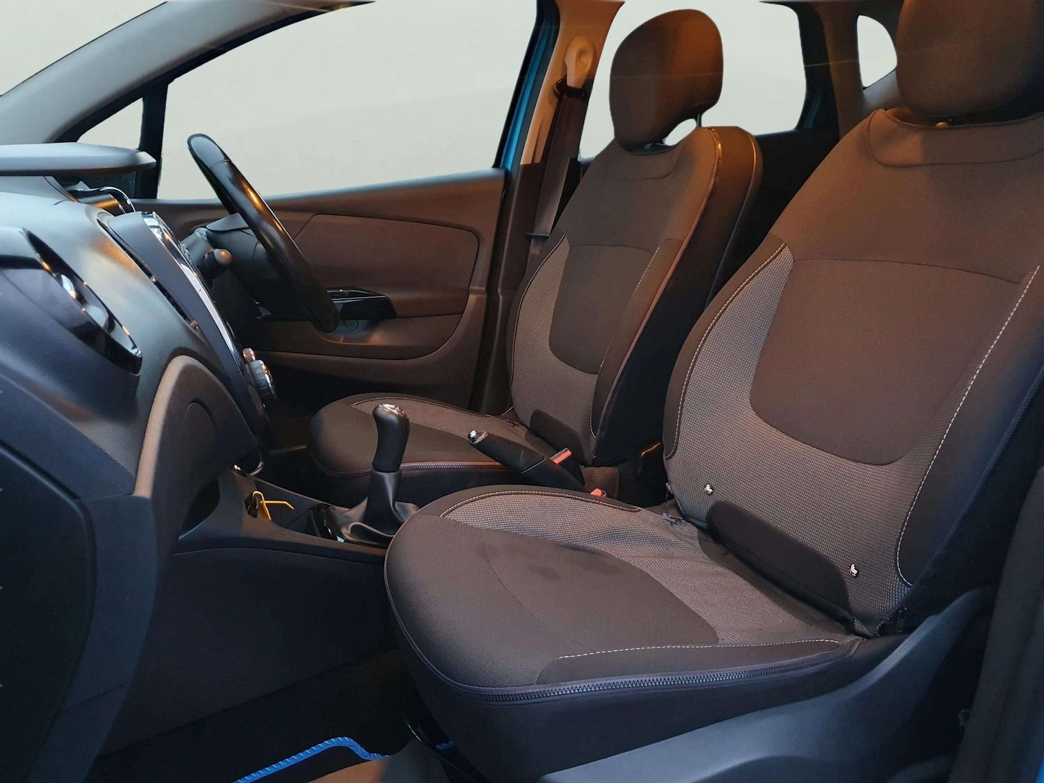 Used Renault Captur 2017 for sale - 77521829: Photo 32