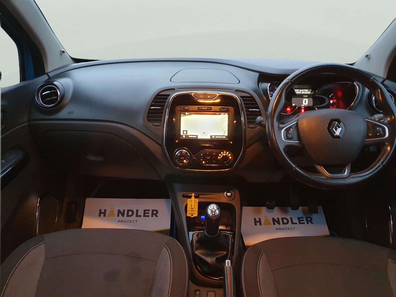 Used Renault Captur 2017 for sale - 77521829: Photo 36