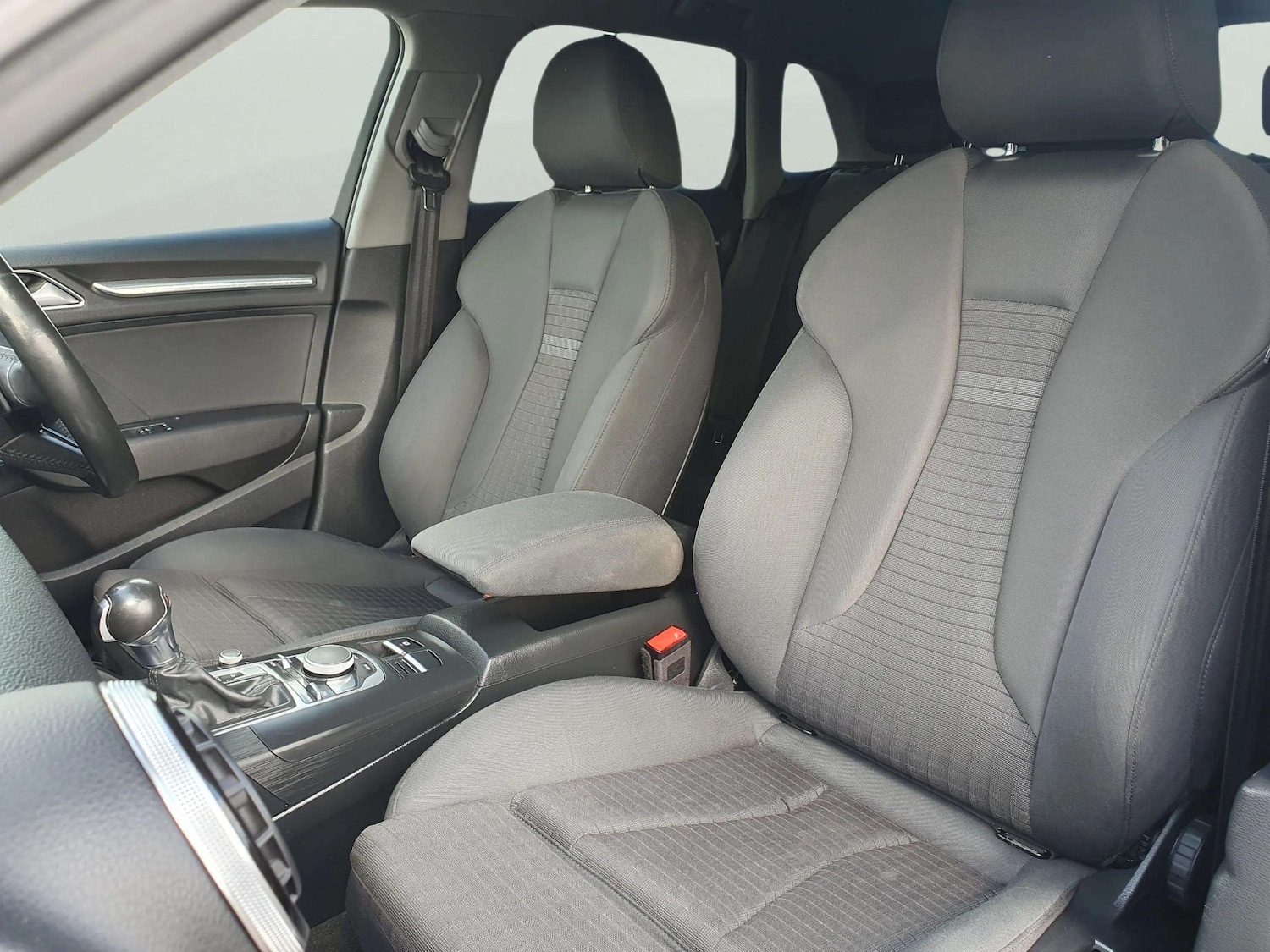 Used Audi A3 2016 for sale - 76172502: Photo 41