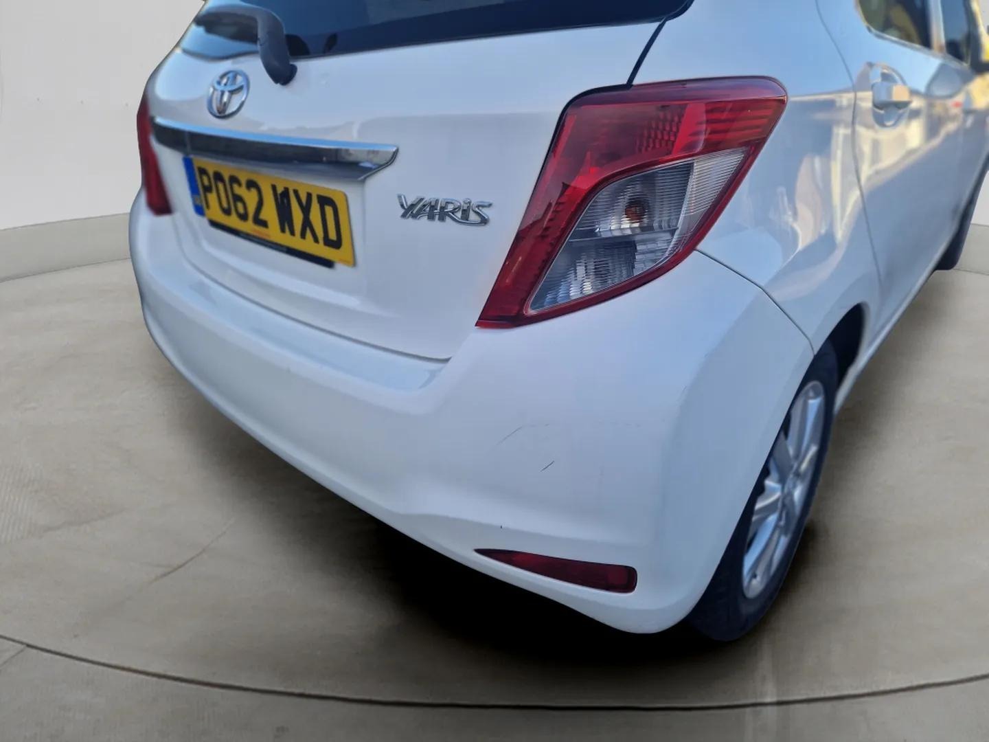 Used Toyota Yaris 2012 for sale - 76782583: Photo 17