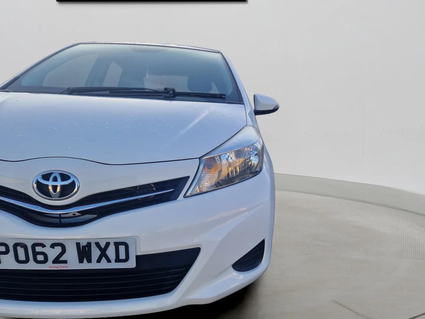 Used Toyota Yaris 2012 for sale - 76782583: Photo 5