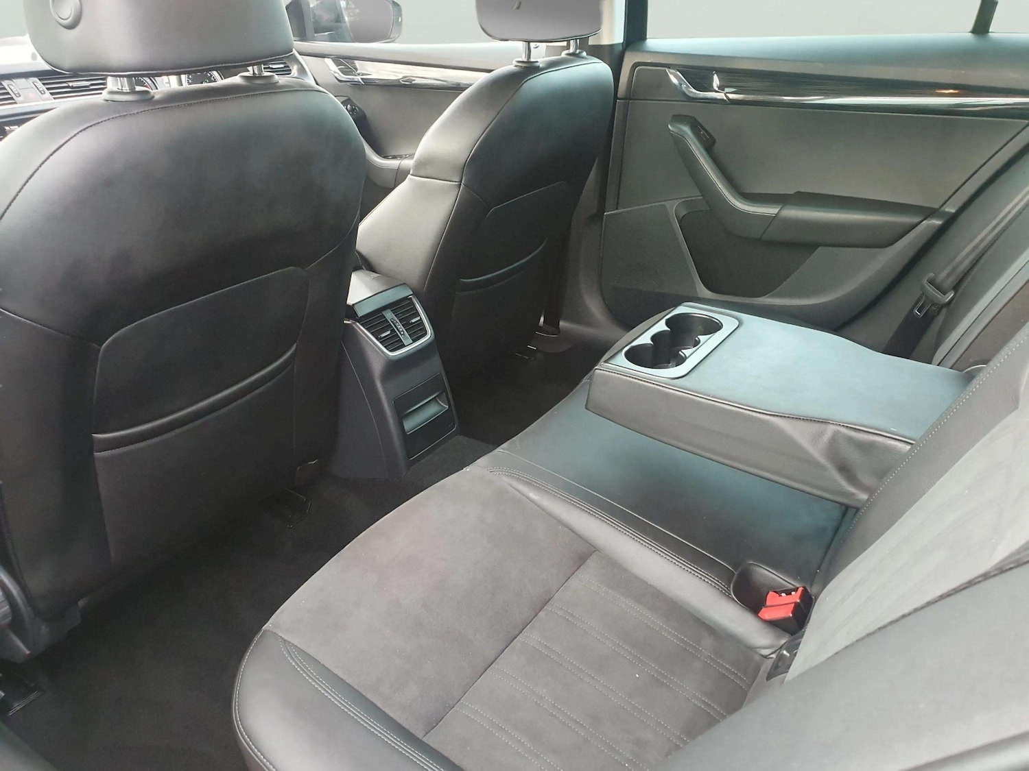 Used Skoda Octavia 2019 for sale - 76932351: Photo 43